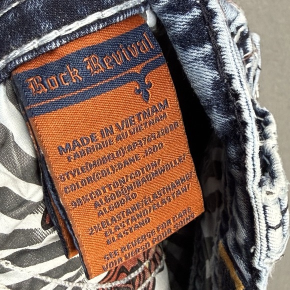 Rock Revival Dane Straight Jeans Mens 30x31 Stretch Denim Studded Rodeo Cowboy - Picture 3 of 10